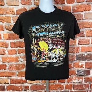 Looney Tunes retro style Tshirt distressed